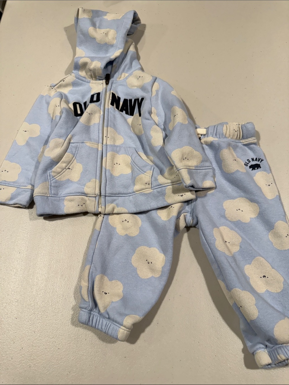 Old Navy Light Blue Cloud Print Fleece Jogger Set